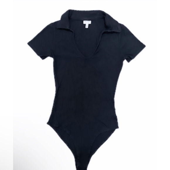 Short Sleeve Collar Bodysuit - Picture 2 of 3